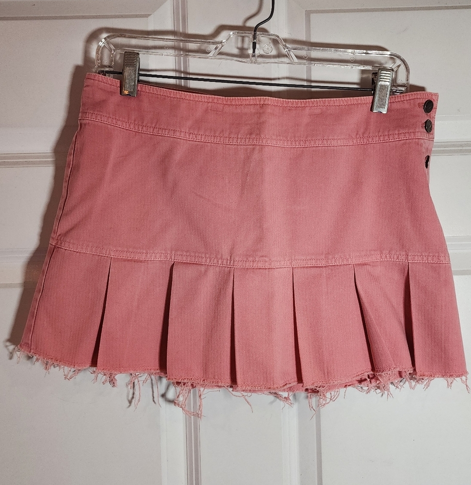 American Eagle Outfitters Vintage Rare Pink Pleated Y2K Mini Skirt Size 4